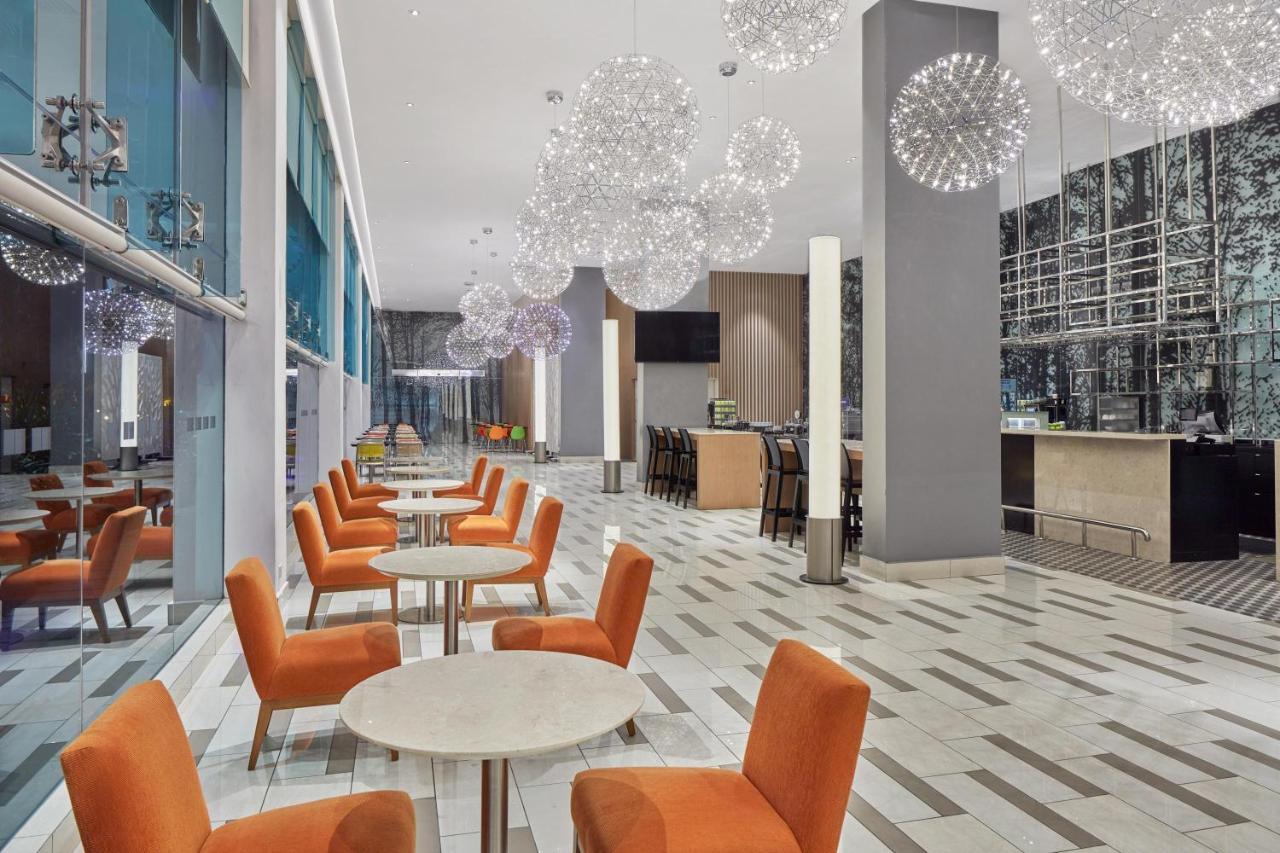 Holiday Inn Express Kota Kinabalu City Centre By Ihg Exterior foto